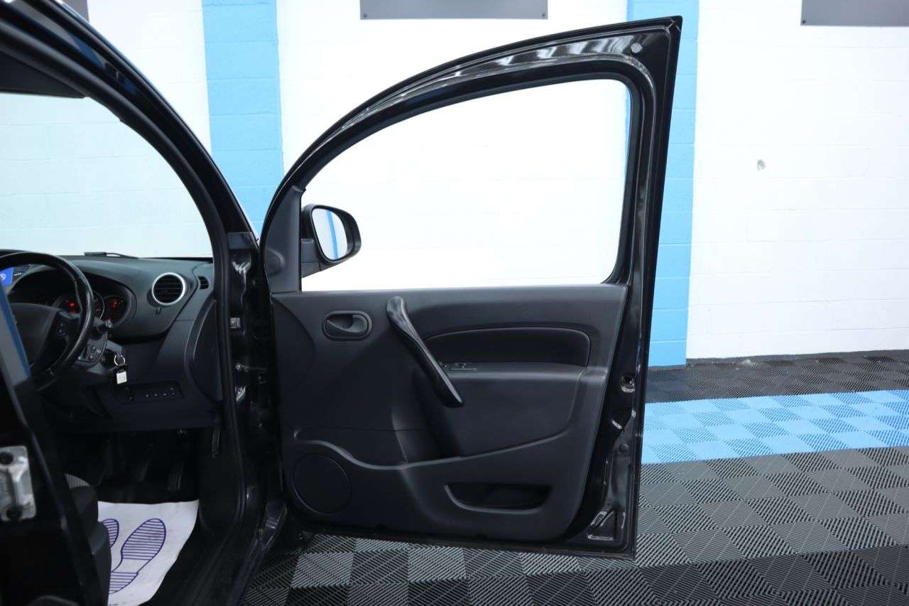 2021 NISSAN NV250 2021 NISSAN NV250