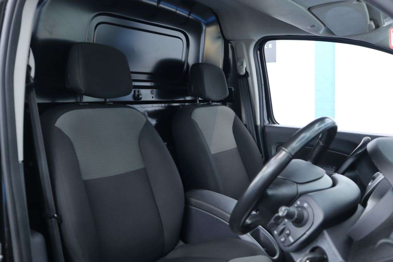2021 NISSAN NV250 2021 NISSAN NV250