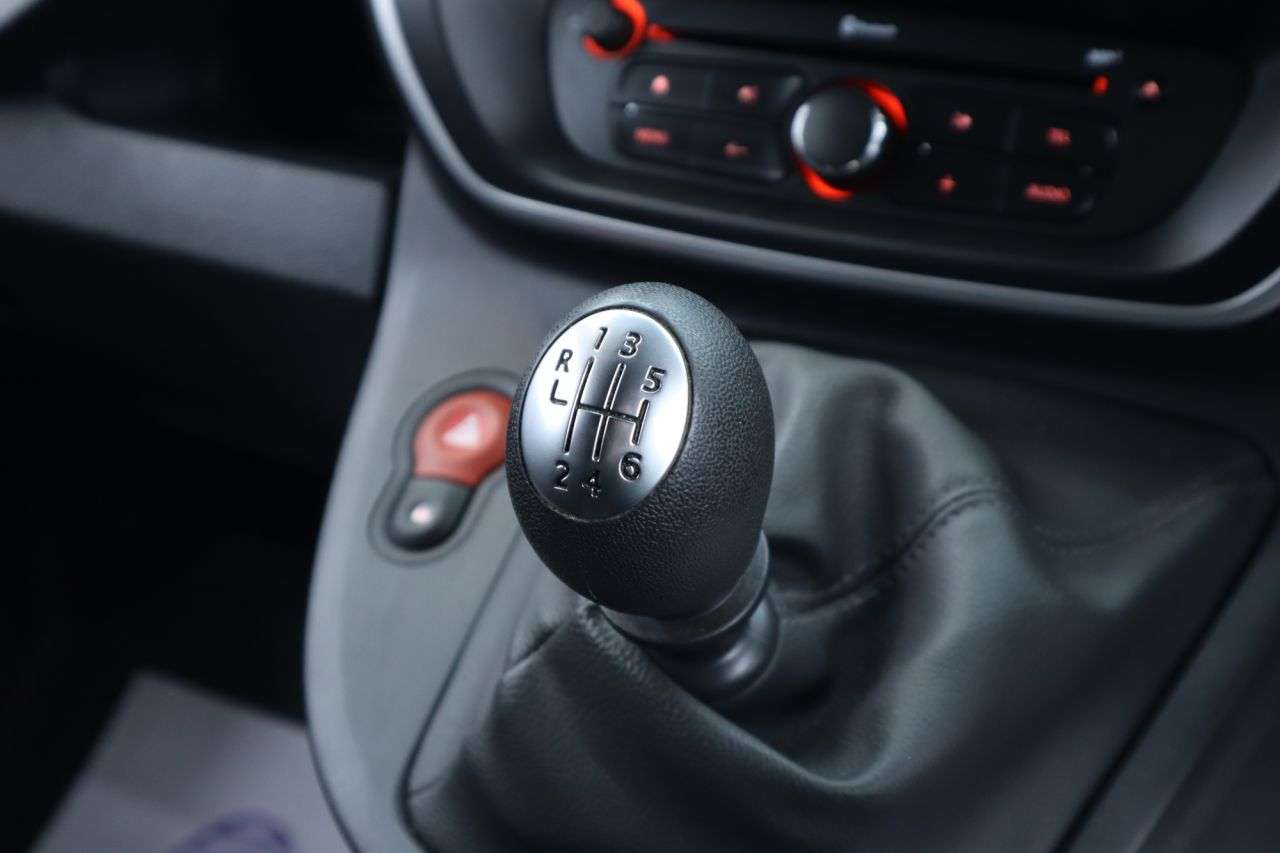 2021 NISSAN NV250 2021 NISSAN NV250