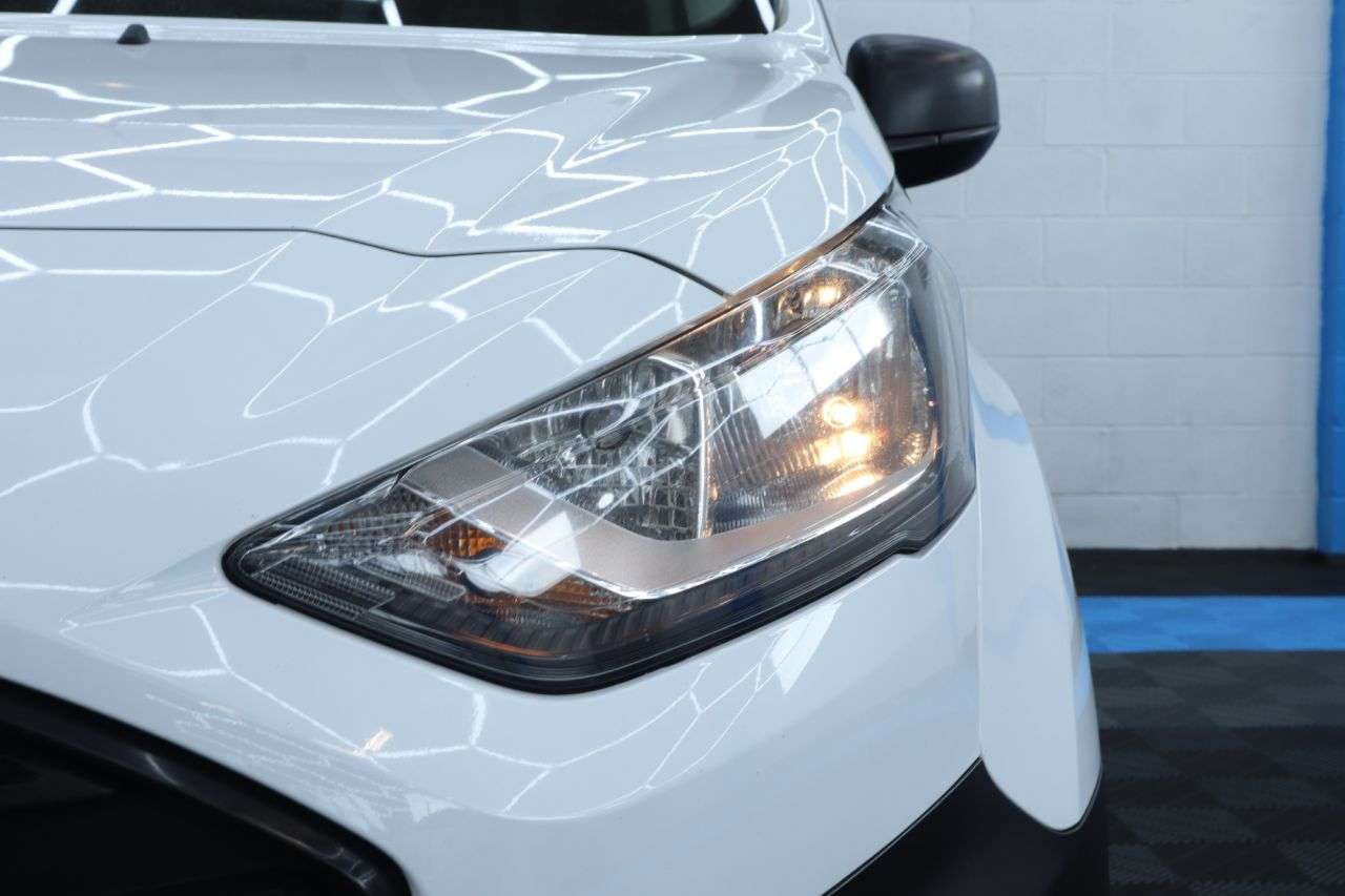 A 2021 FORD TRANSIT CONNECT 1.5 200 EcoBlue Leader Panel Van 5dr Diesel Manual L1 Euro 6 (s/s) (100 ps) A 2021 FORD TRANSIT CONNECT 1.5 200 EcoBlue Leader Panel Van 5dr Diesel Manual L1 Euro 6 (s/s) (100 ps)