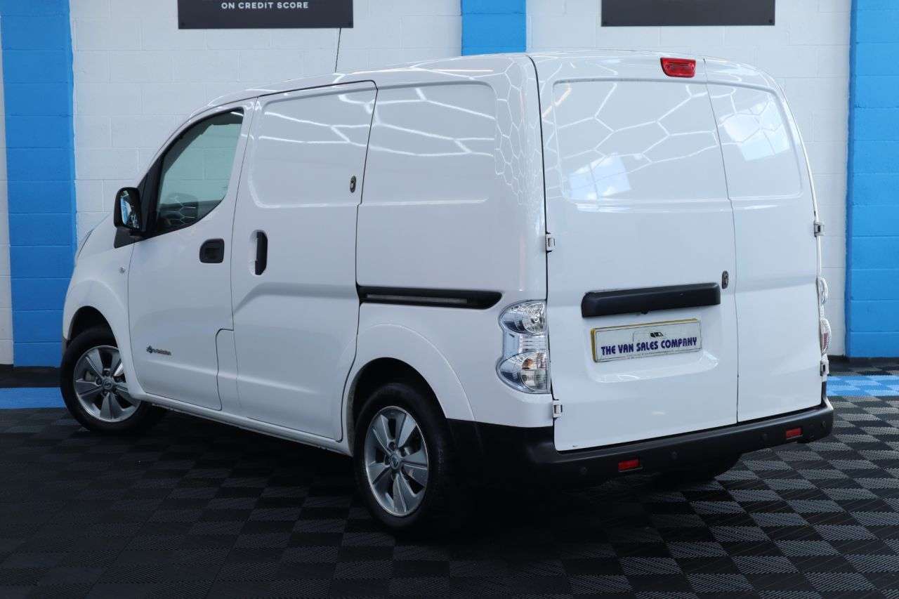 2020 NISSAN E-NV200 2020 NISSAN E-NV200