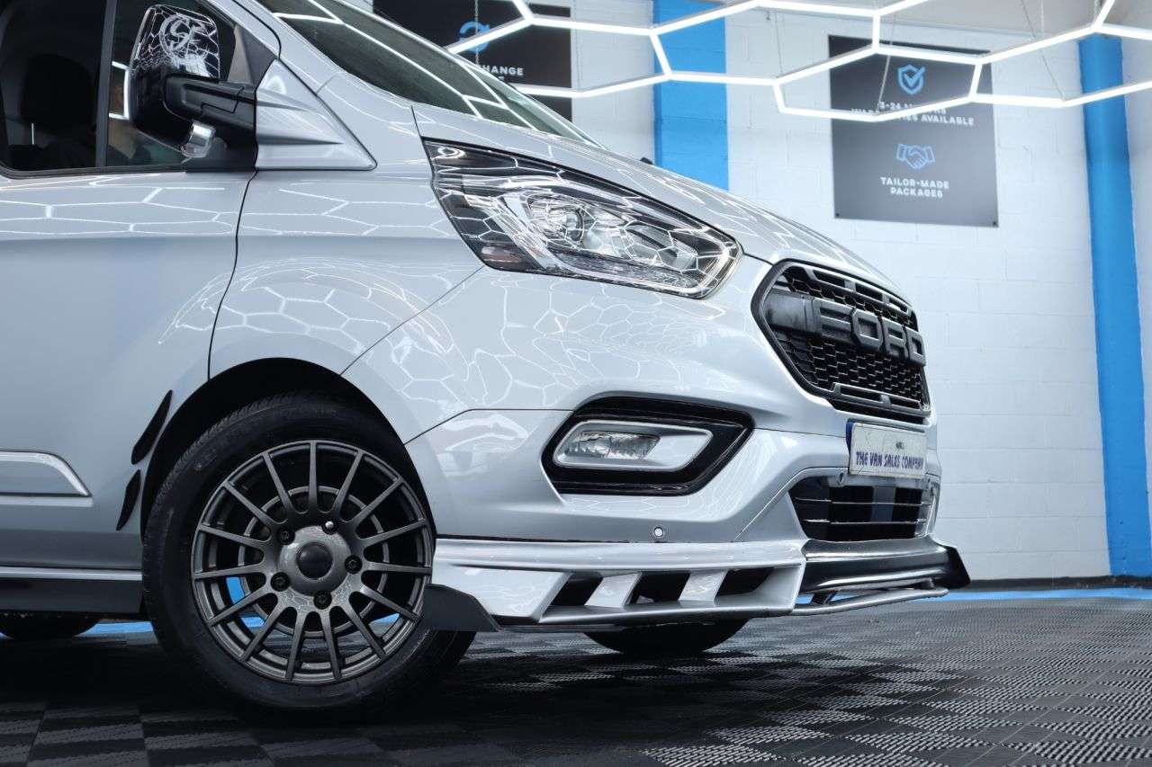 A 2018 FORD TRANSIT CUSTOM 2.0 300 EcoBlue Limited Panel Van 5dr Diesel Manual L1 H1 Euro 6 (130 ps) N A 2018 FORD TRANSIT CUSTOM 2.0 300 EcoBlue Limited Panel Van 5dr Diesel Manual L1 H1 Euro 6 (130 ps) N