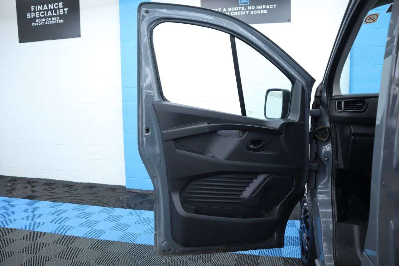 2023 RENAULT TRAFIC 2023 RENAULT TRAFIC