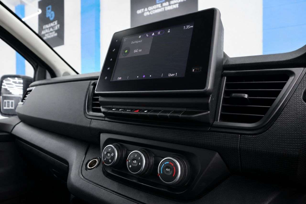 2023 RENAULT TRAFIC 2023 RENAULT TRAFIC