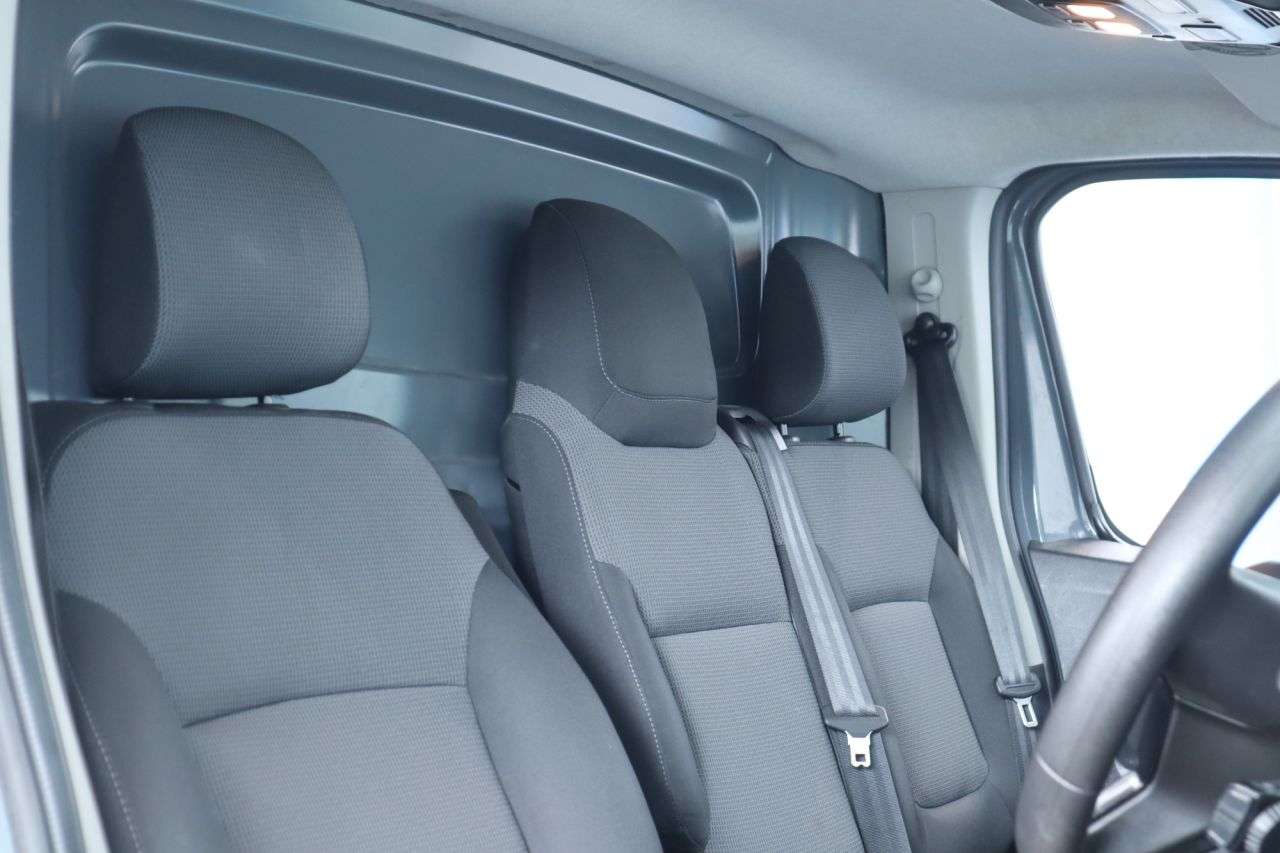 2023 RENAULT TRAFIC 2023 RENAULT TRAFIC