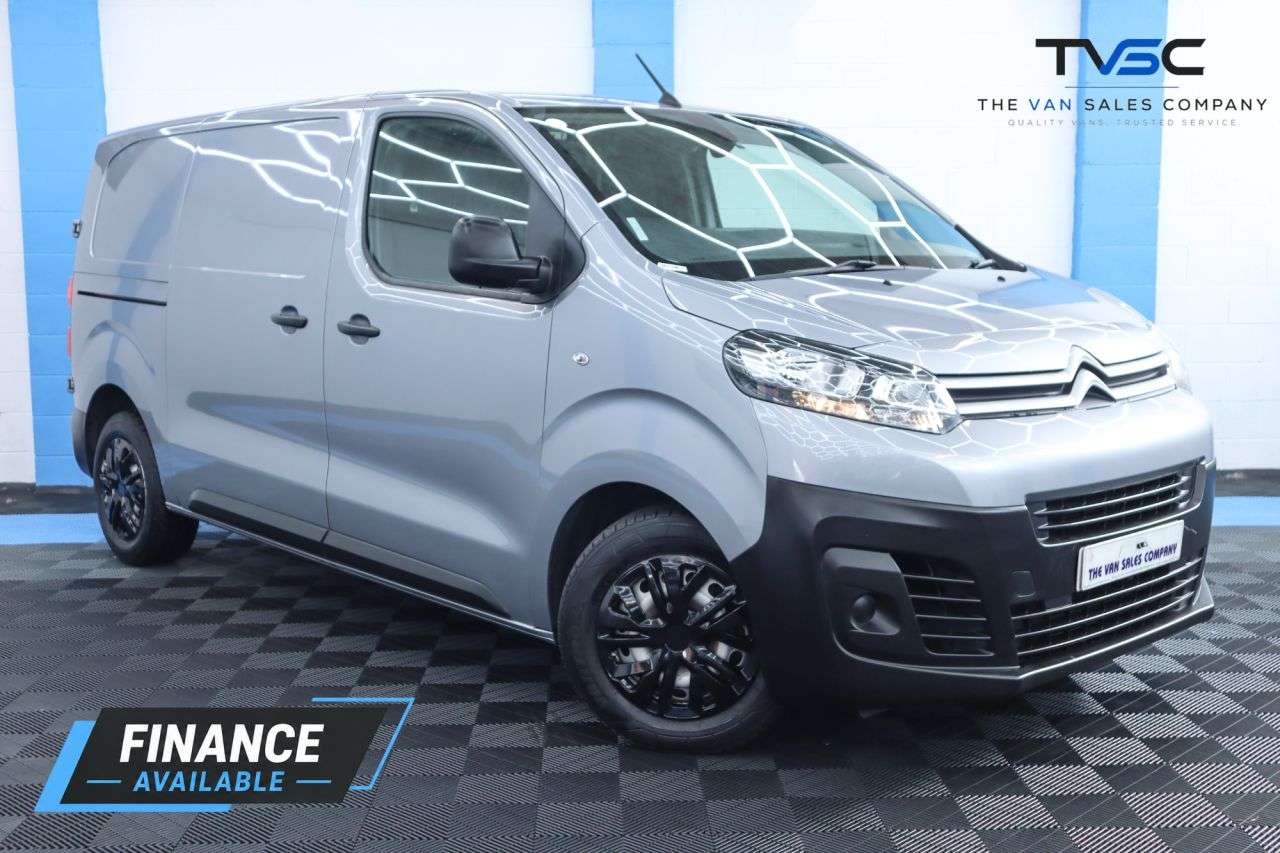 A 2022 CITROEN DISPATCH 2.0 BlueHDi 1400 Enterprise Pro M Panel Van 6dr Diesel EAT8 FWD 2 Euro 6 (s A 2022 CITROEN DISPATCH 2.0 BlueHDi 1400 Enterprise Pro M Panel Van 6dr Diesel EAT8 FWD 2 Euro 6 (s