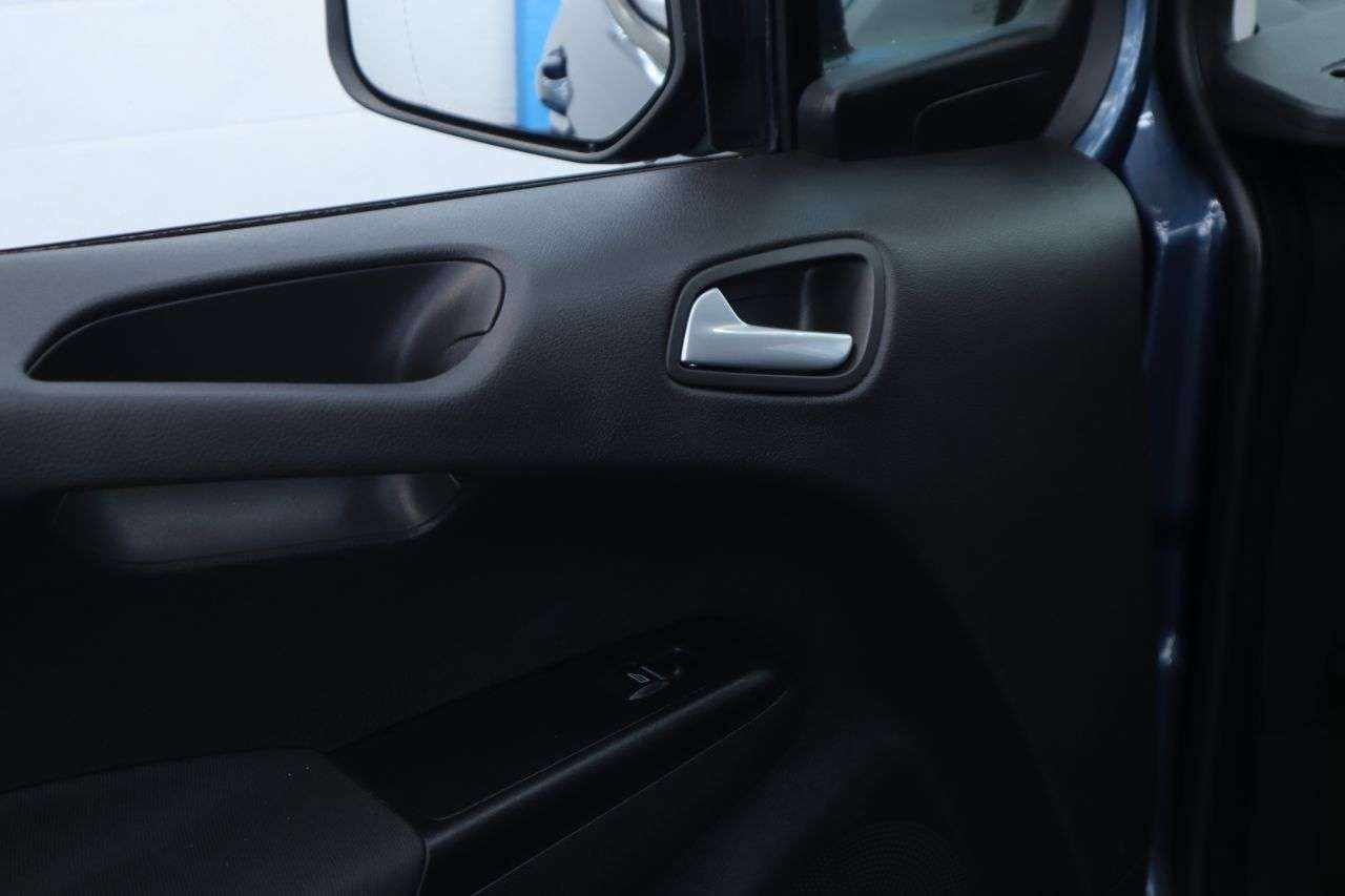2020 FORD TRANSIT COURIER 2020 FORD TRANSIT COURIER
