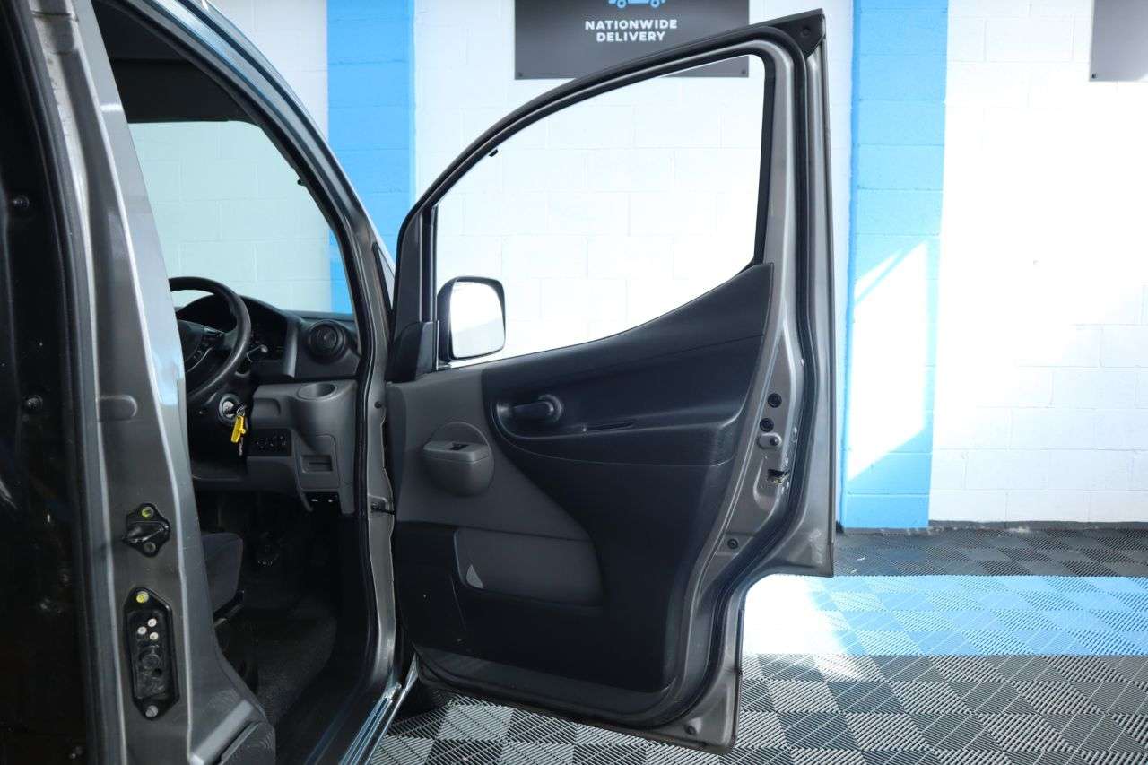 2019 NISSAN NV200 2019 NISSAN NV200