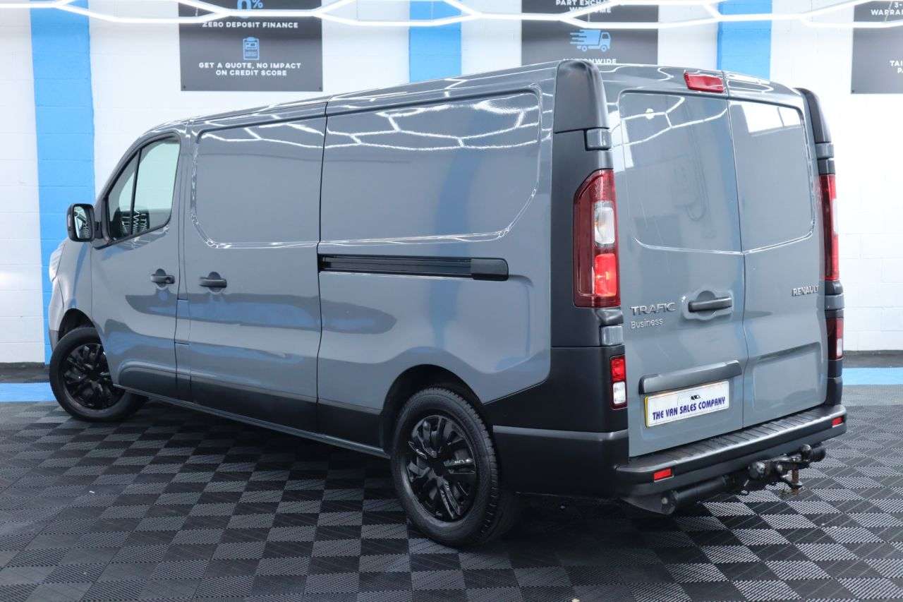 2022 RENAULT TRAFIC 2022 RENAULT TRAFIC