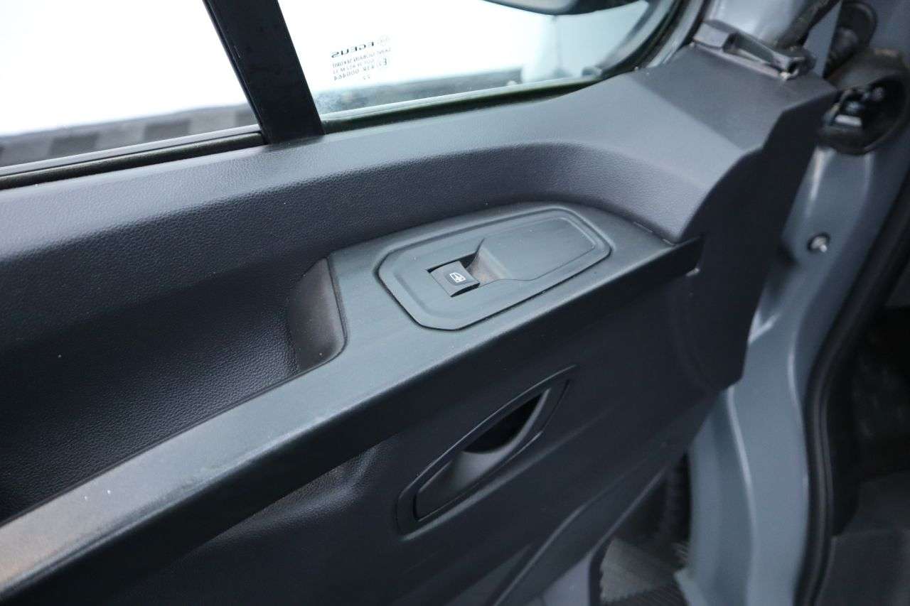 2022 RENAULT TRAFIC 2022 RENAULT TRAFIC