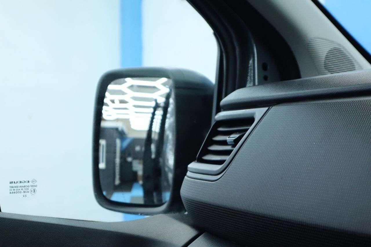 2022 RENAULT TRAFIC 2022 RENAULT TRAFIC