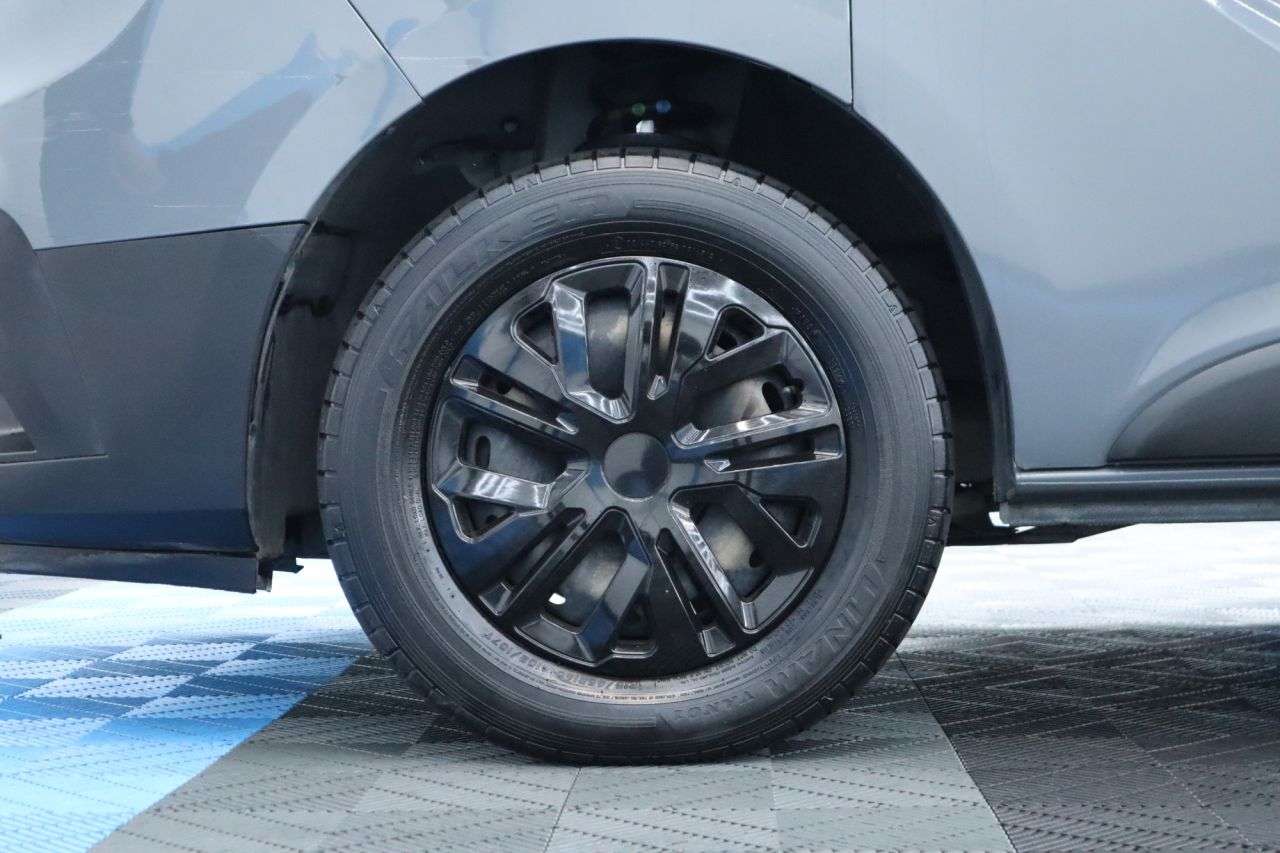 2022 RENAULT TRAFIC 2022 RENAULT TRAFIC
