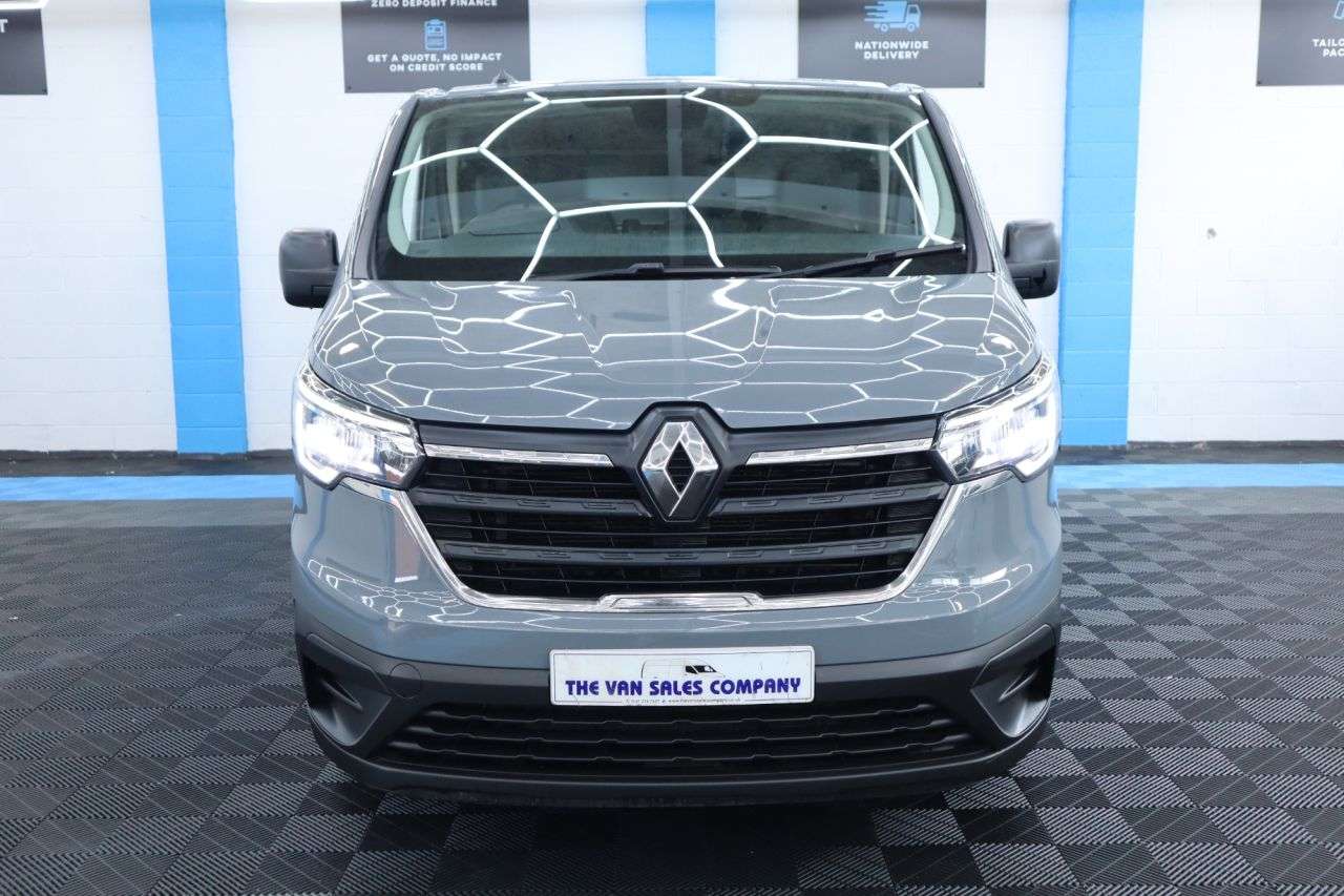 A 2022 RENAULT TRAFIC 2.0 dCi Blue LL30 Business Panel Van 5dr Diesel Manual L2 H1 Euro 6 (s/s) ( A 2022 RENAULT TRAFIC 2.0 dCi Blue LL30 Business Panel Van 5dr Diesel Manual L2 H1 Euro 6 (s/s) (