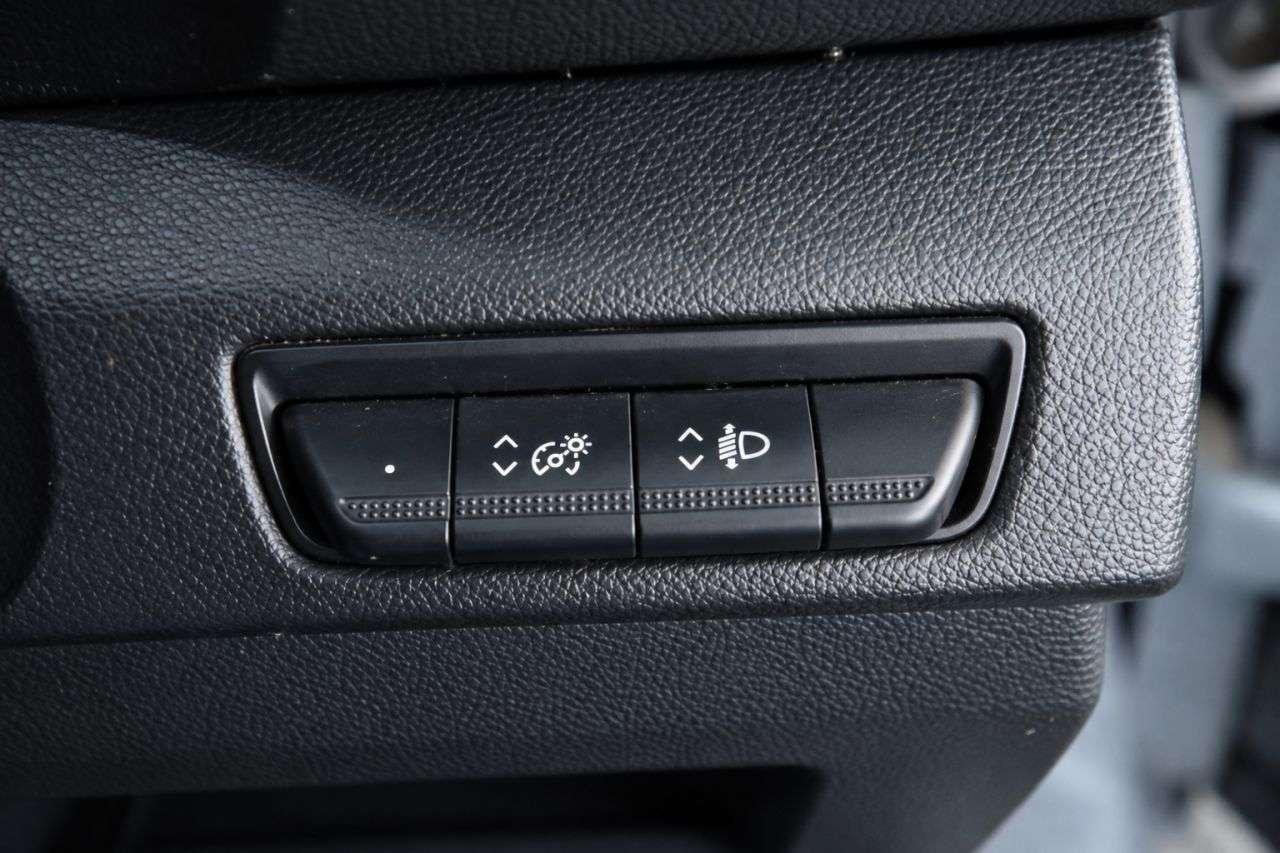 2022 RENAULT TRAFIC 2022 RENAULT TRAFIC