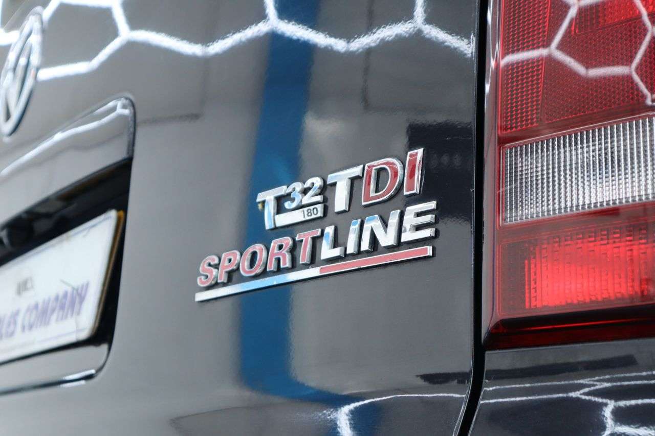 2015 VOLKSWAGEN TRANSPORTER SPORTLINE 2015 VOLKSWAGEN TRANSPORTER SPORTLINE