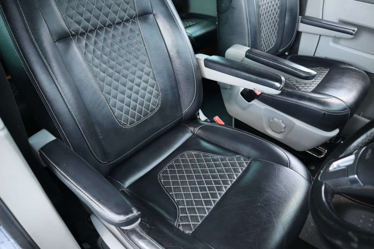 2015 VOLKSWAGEN TRANSPORTER SPORTLINE 2015 VOLKSWAGEN TRANSPORTER SPORTLINE