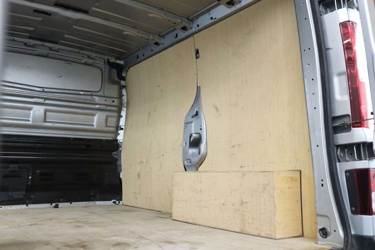2023 RENAULT TRAFIC 2023 RENAULT TRAFIC