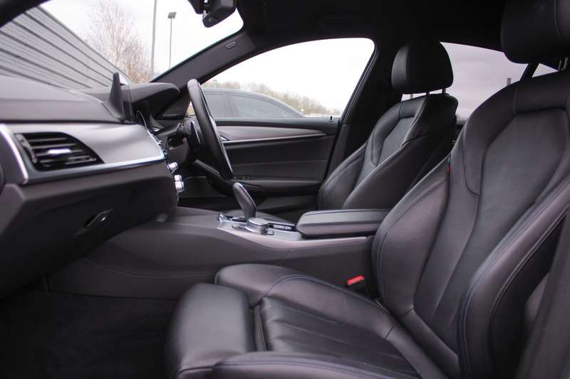 2018 BMW 5 SERIES 2018 BMW 5 SERIES