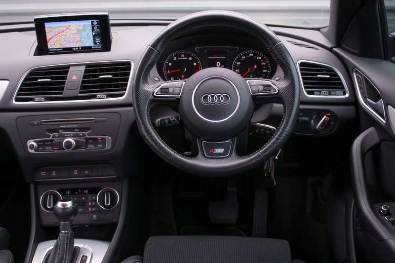 2018 AUDI Q3 2018 AUDI Q3