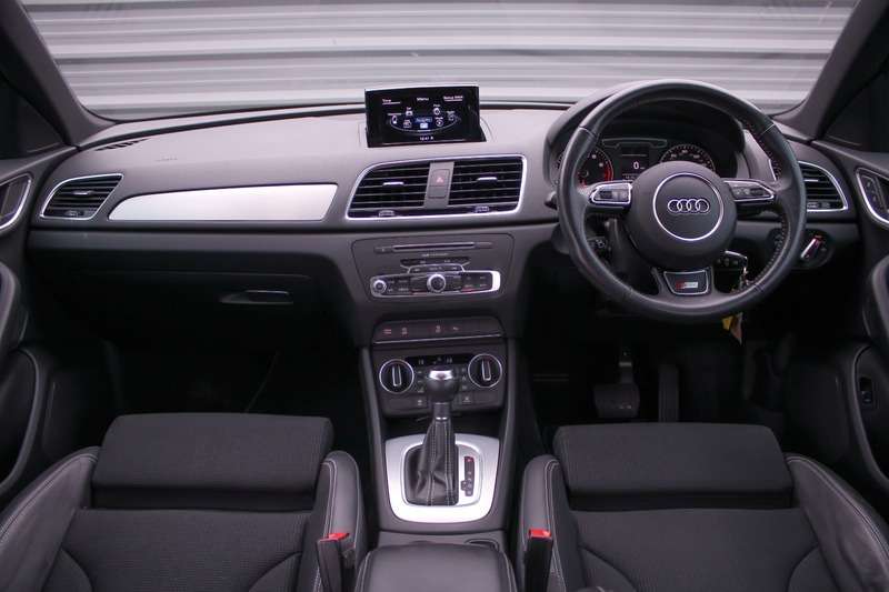 2018 AUDI Q3 2018 AUDI Q3