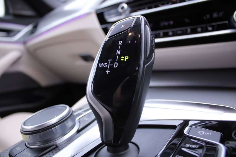 2020 BMW 5 SERIES 2020 BMW 5 SERIES