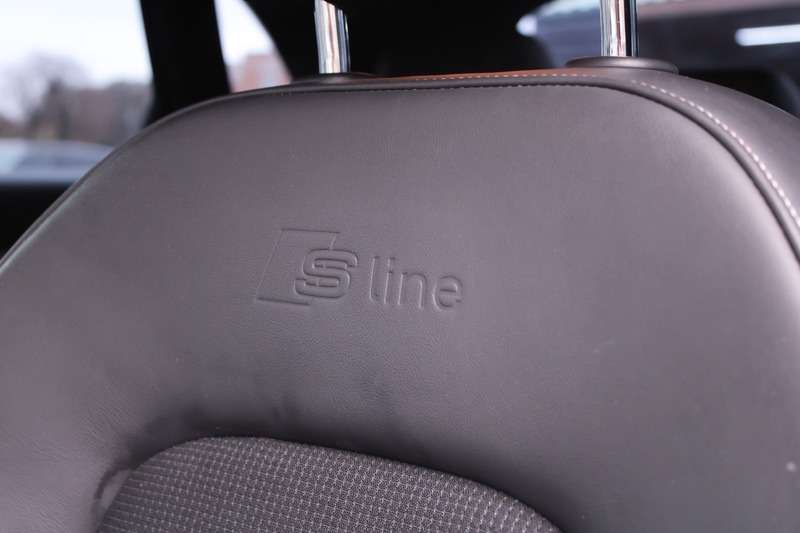 2018 AUDI Q3 2018 AUDI Q3