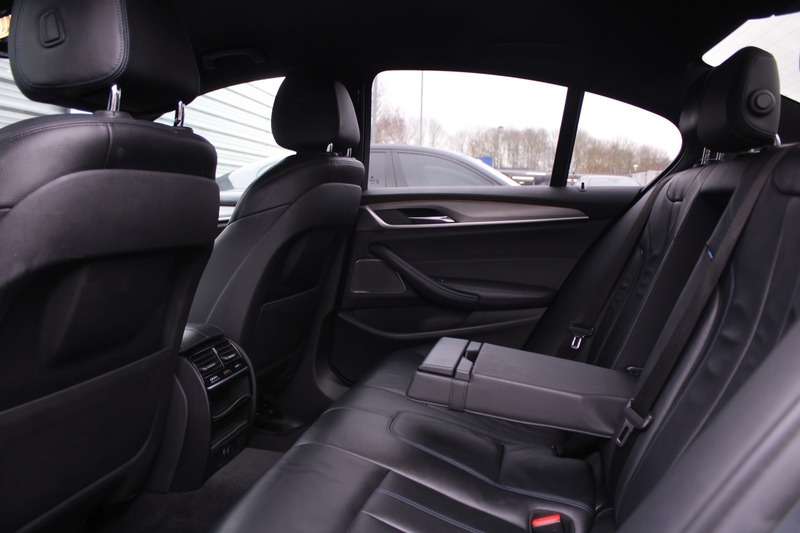 2018 BMW 5 SERIES 2018 BMW 5 SERIES