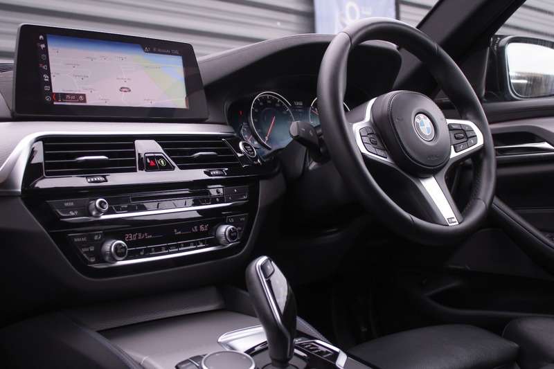 2018 BMW 5 SERIES 2018 BMW 5 SERIES