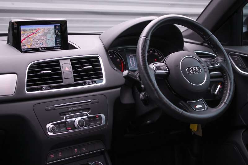 2018 AUDI Q3 2018 AUDI Q3