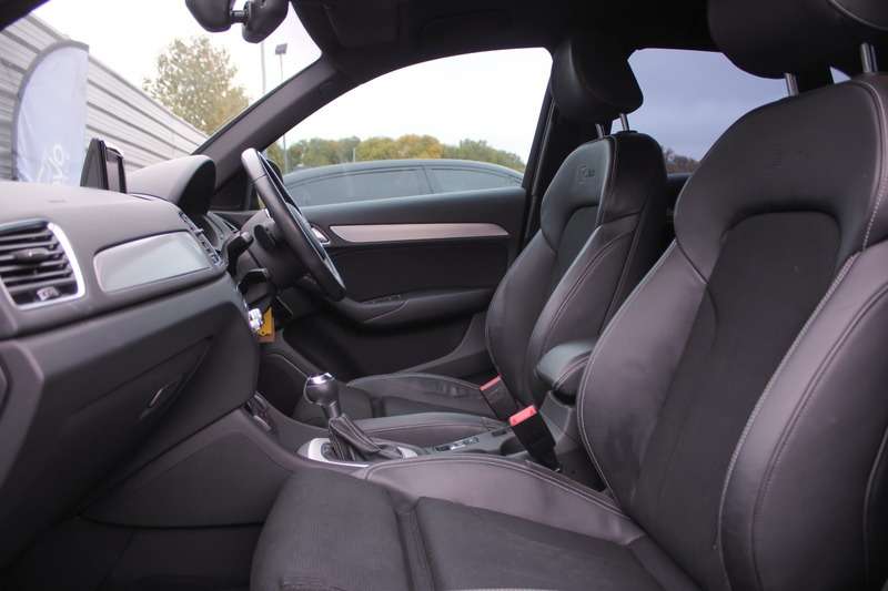 2018 AUDI Q3 2018 AUDI Q3