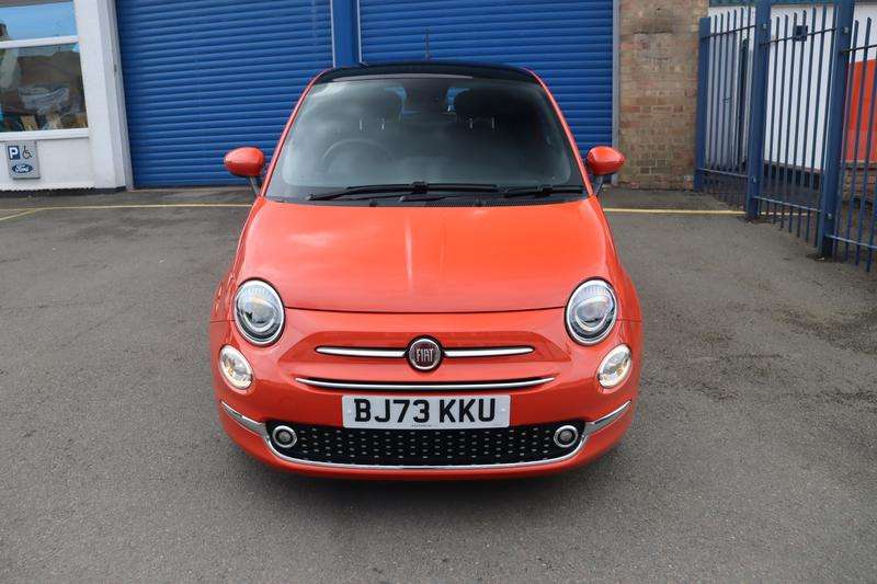 A 2023 FIAT 500 1.0 MHEV Hatchback 3dr Petrol Manual Euro 6 (s/s) (70 bhp) A 2023 FIAT 500 1.0 MHEV Hatchback 3dr Petrol Manual Euro 6 (s/s) (70 bhp)