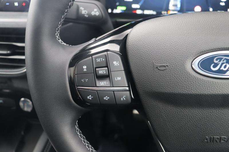 2025 FORD KUGA 2025 FORD KUGA