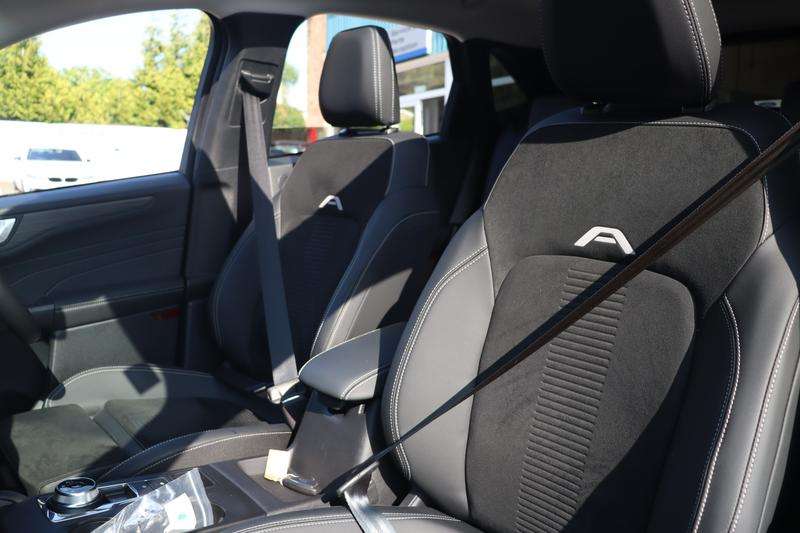 2025 FORD KUGA 2025 FORD KUGA
