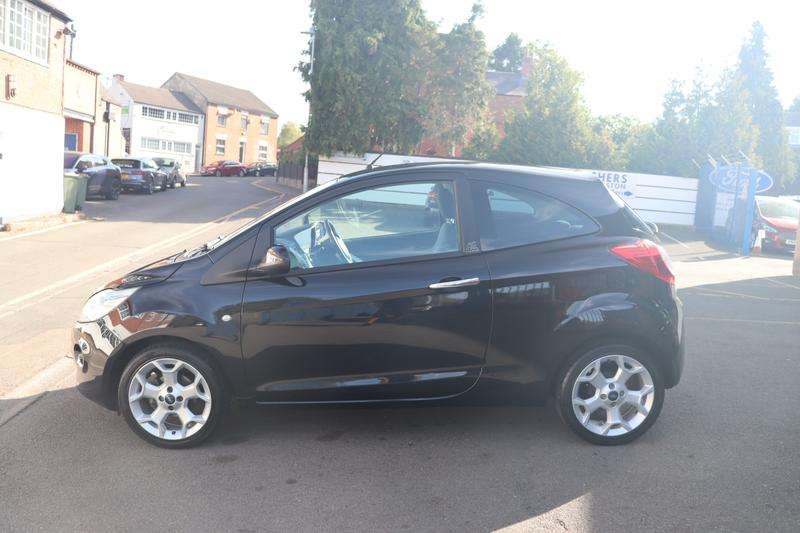 A 2013 FORD KA 1.2 Titanium Hatchback 3dr Petrol Manual Euro 5 (69 ps) A 2013 FORD KA 1.2 Titanium Hatchback 3dr Petrol Manual Euro 5 (69 ps)