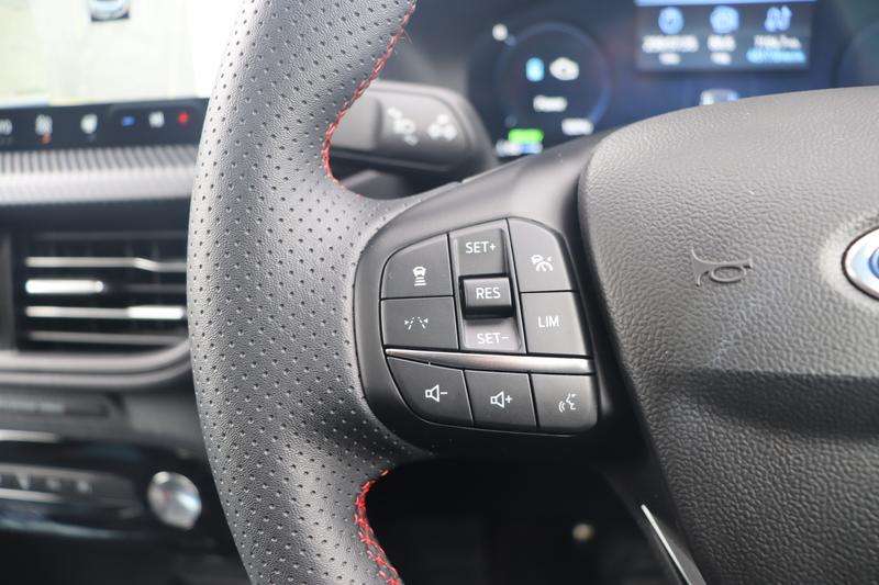 2025 FORD KUGA 2025 FORD KUGA