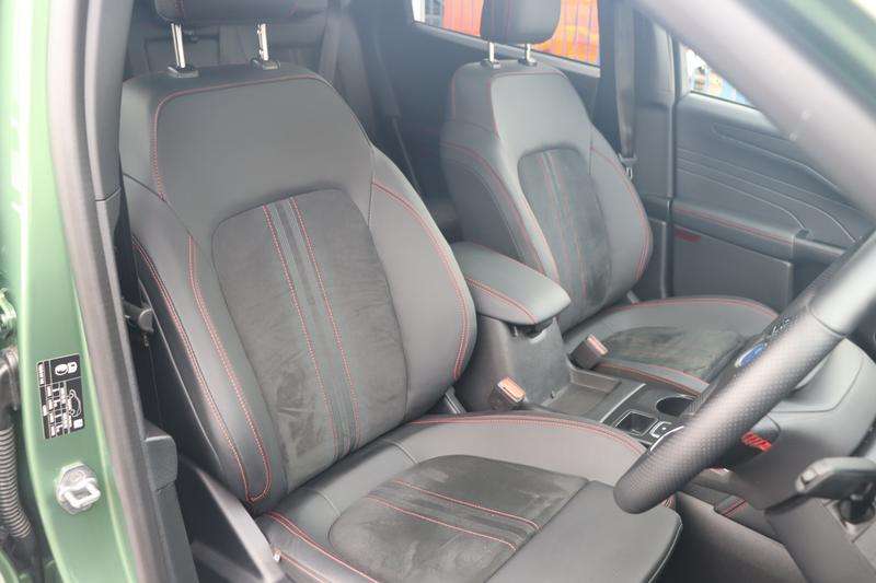 2025 FORD KUGA 2025 FORD KUGA