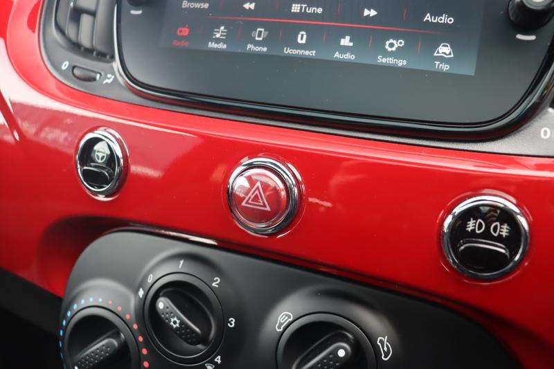 2024 FIAT 500 2024 FIAT 500