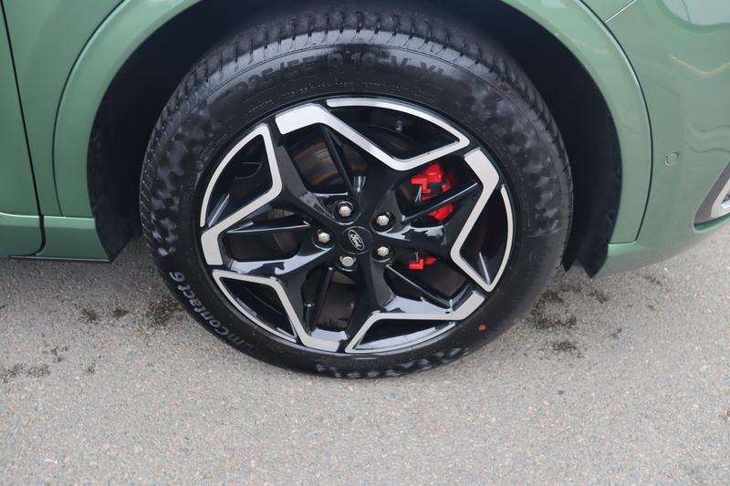 2025 FORD KUGA 2025 FORD KUGA