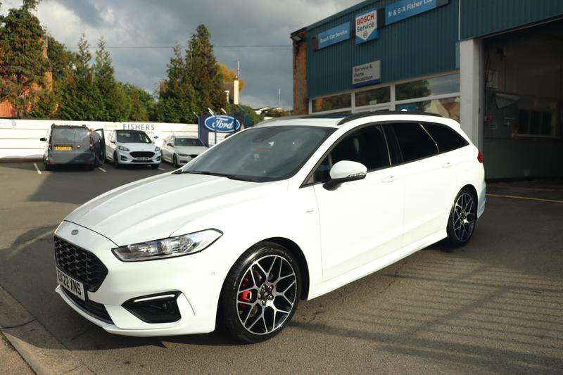 A 2022 FORD MONDEO 2.0 TiVCT ST-Line Edition Estate 5dr Petrol Hybrid CVT Euro 6 (s/s) (187 ps) A 2022 FORD MONDEO 2.0 TiVCT ST-Line Edition Estate 5dr Petrol Hybrid CVT Euro 6 (s/s) (187 ps)