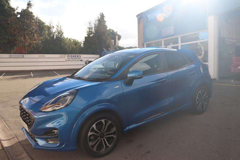 A 2023 FORD PUMA 1.0T EcoBoost MHEV ST-Line SUV 5dr Petrol Hybrid Manual Euro 6 (s/s) (125 ps) A 2023 FORD PUMA 1.0T EcoBoost MHEV ST-Line SUV 5dr Petrol Hybrid Manual Euro 6 (s/s) (125 ps)