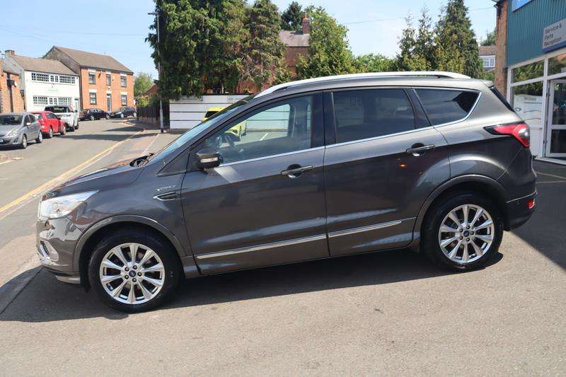A 2018 FORD KUGA 2.0 TDCi Vignale SUV 5dr Diesel Powershift AWD Euro 6 (s/s) (180 ps) A 2018 FORD KUGA 2.0 TDCi Vignale SUV 5dr Diesel Powershift AWD Euro 6 (s/s) (180 ps)