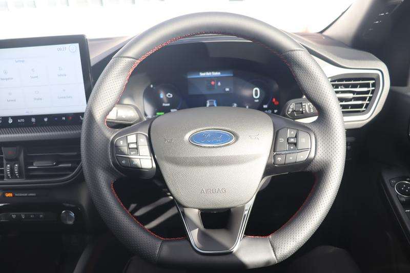 2025 FORD KUGA 2025 FORD KUGA