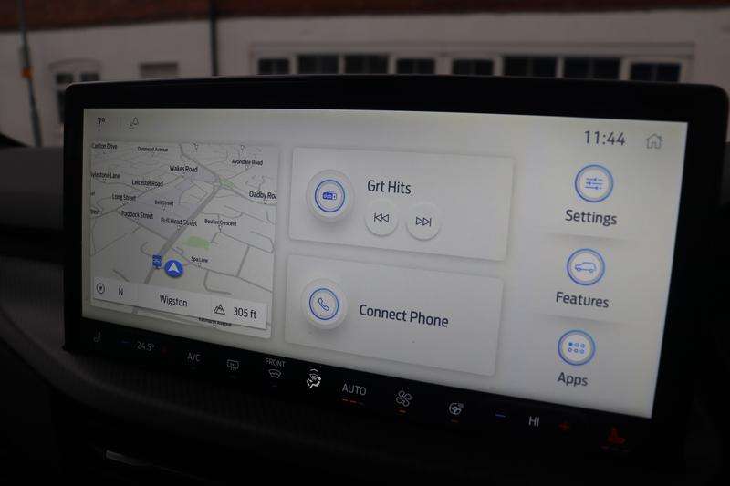 2025 FORD KUGA 2025 FORD KUGA