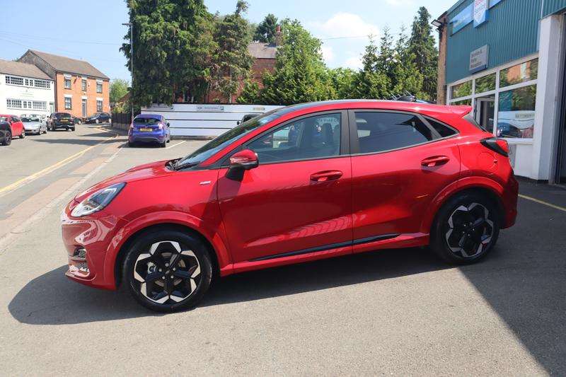 A 2025 FORD PUMA 1.0T EcoBoost MHEV ST-Line X SUV 5dr Petrol Hybrid DCT Euro 6 (s/s) (155 ps) A 2025 FORD PUMA 1.0T EcoBoost MHEV ST-Line X SUV 5dr Petrol Hybrid DCT Euro 6 (s/s) (155 ps)