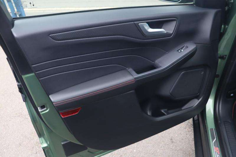 2025 FORD KUGA 2025 FORD KUGA