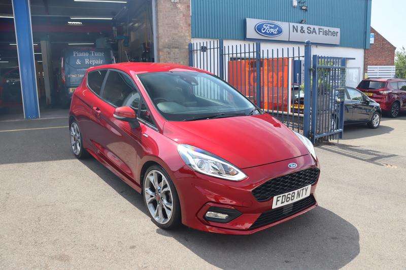 A 2019 FORD FIESTA 1.0T EcoBoost GPF ST-Line X Hatchback 3dr Petrol Manual Euro 6 (s/s) (140 ps) A 2019 FORD FIESTA 1.0T EcoBoost GPF ST-Line X Hatchback 3dr Petrol Manual Euro 6 (s/s) (140 ps)