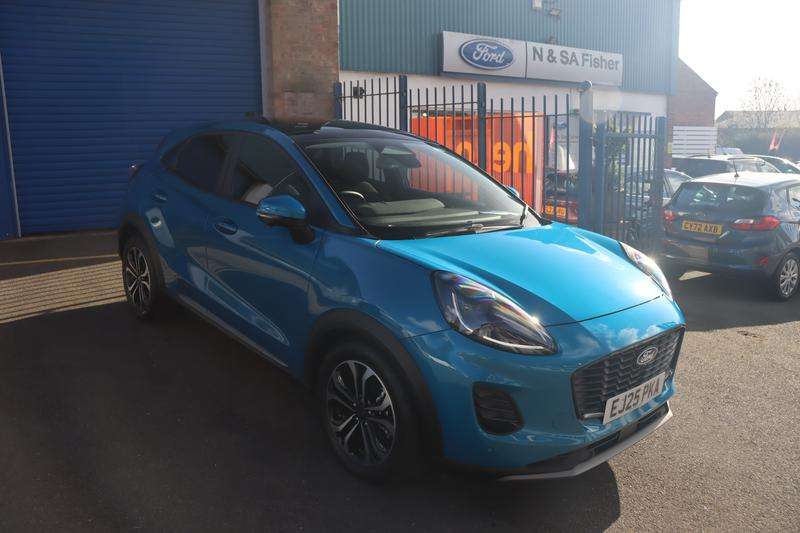 A 2025 FORD PUMA 1.0T EcoBoost MHEV Titanium SUV 5dr Petrol Hybrid Manual Euro 6 (s/s) (125 ps) A 2025 FORD PUMA 1.0T EcoBoost MHEV Titanium SUV 5dr Petrol Hybrid Manual Euro 6 (s/s) (125 ps)