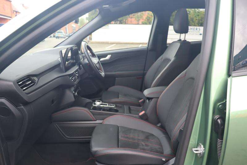 2025 FORD KUGA 2025 FORD KUGA