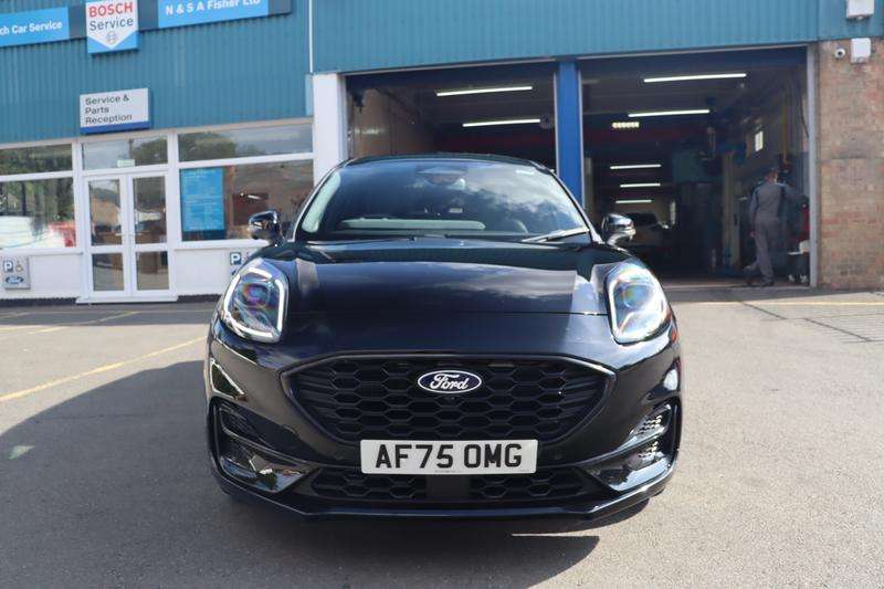 A 2025 FORD PUMA 1.0T EcoBoost MHEV ST-Line X SUV 5dr Petrol Hybrid Manual Euro 6 (s/s) (125 ps) A 2025 FORD PUMA 1.0T EcoBoost MHEV ST-Line X SUV 5dr Petrol Hybrid Manual Euro 6 (s/s) (125 ps)