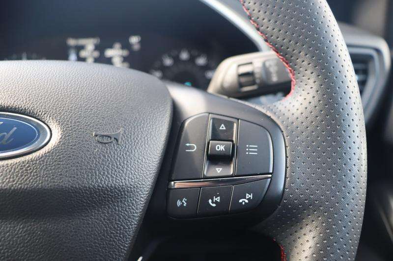 2022 FORD FOCUS 2022 FORD FOCUS